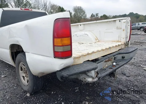 2000 Chevrolet Silverado 1500 from USA, damaged, VIN 1GCEC19T3YE391935